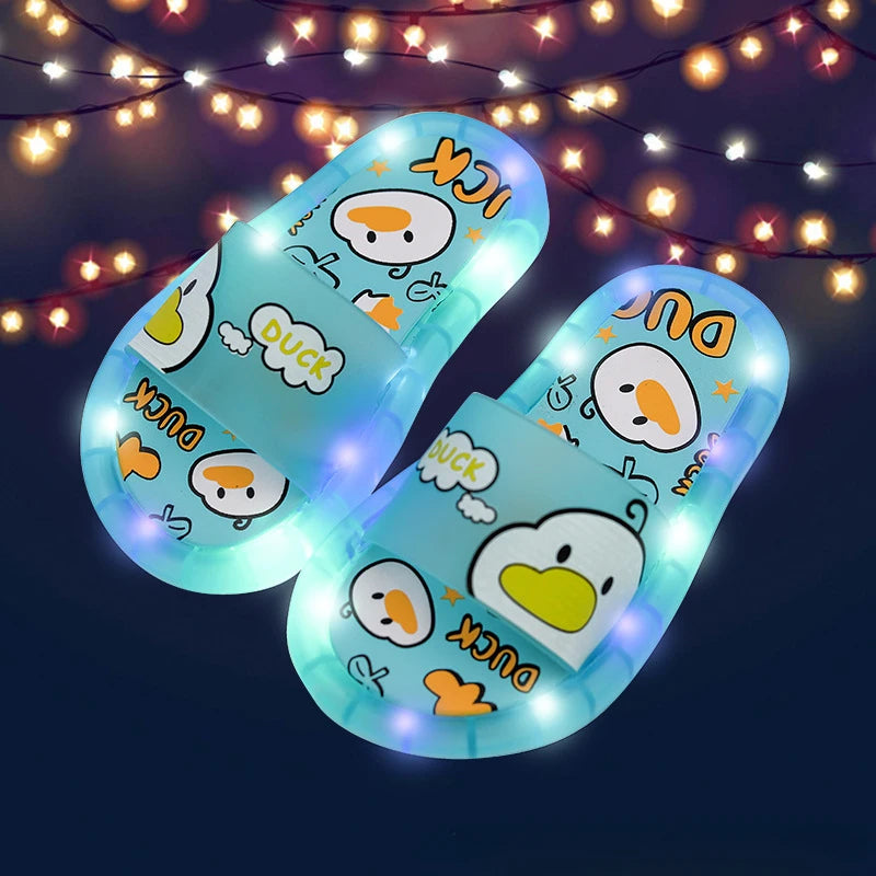 Kletshuts™ GlowSlippers 1+1 FREE: LED Slippers Color Changing Lights Glow Kids Slippers